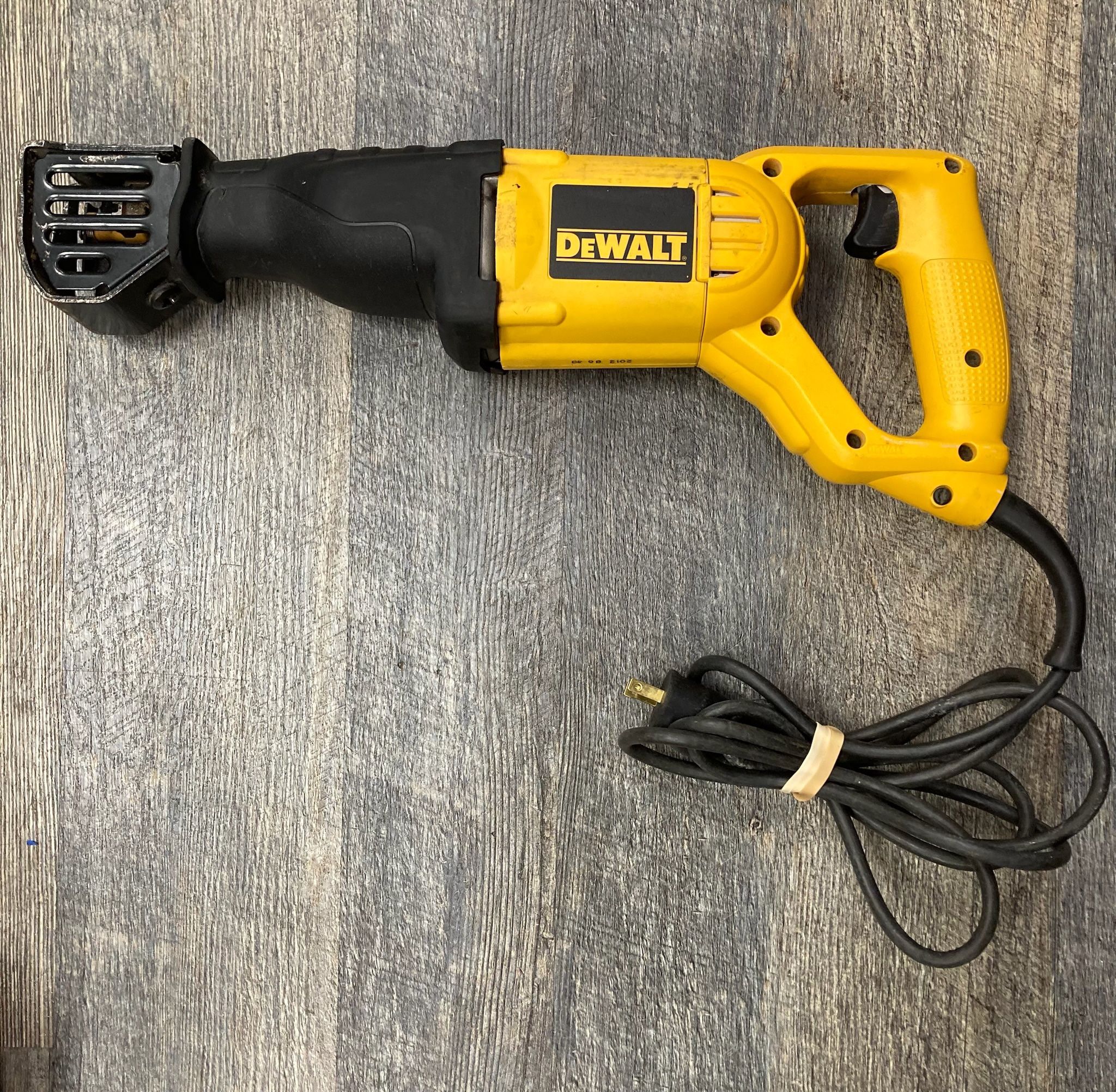 DeWalt DW304P Corded Reciprocating Saw