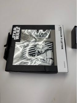 Star Wars wallet and key chain