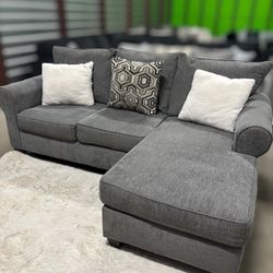 Nice Small Grey Sectional Sofa Couch (Delivery AVAILABLE)