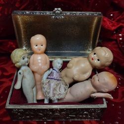 METAL BOX LOT OF ANTIQUE/VINTAGE BISQUE 