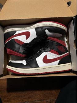Mens Air Jordan 1 mids