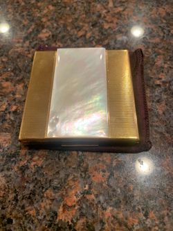 Vintage Elgin America gold tone and mother of pearl beautiful compact with bag and box