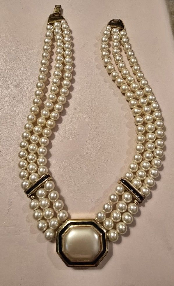 Vintage Napier Signed Statement Necklace
