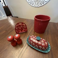 Red Kitchen Accessories Set