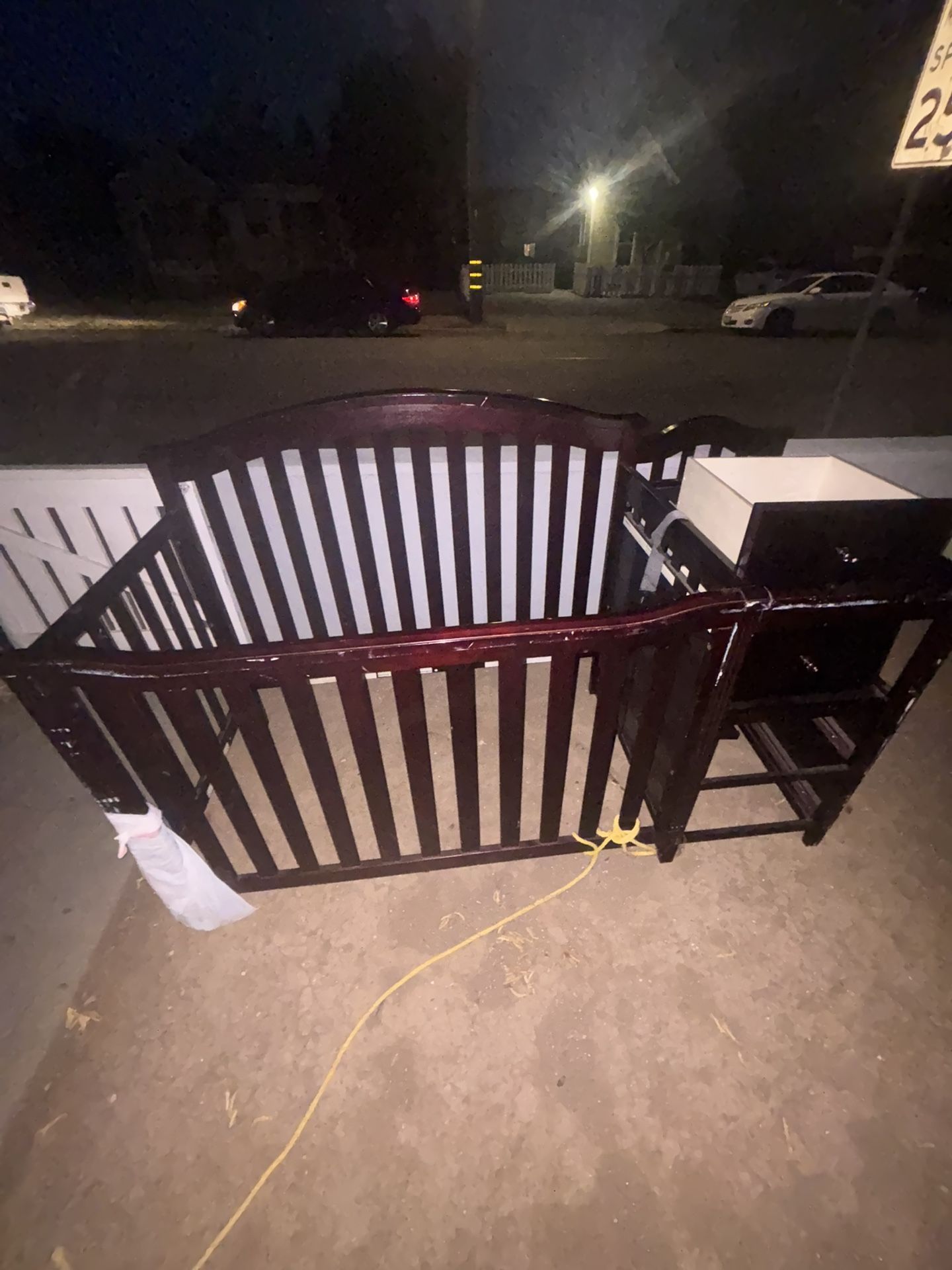 storkcraft portofino 5 in 1 convertible crib and changing Station