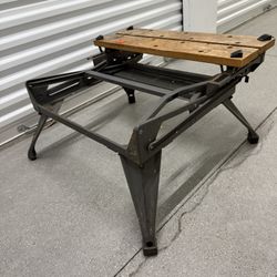 Black N Decker Table Top Vise Work Bench 