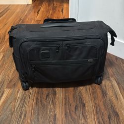 Tumi - Garmet Bag