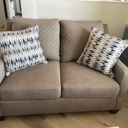 Sofa Loveseat With Pillows