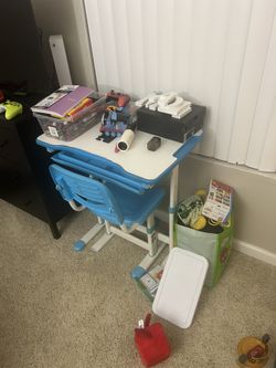 Kids Drawing Desk