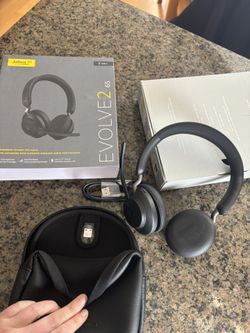 Jabra Evolve 2 Headset + Deskstand