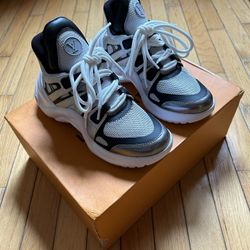 Louis Vuitton Sneakers
