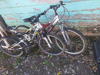 Parts/weights Machine/bikes/grill Pit