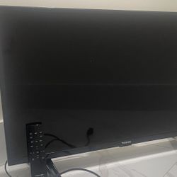 TOSHIBA 32” And Apple TV 