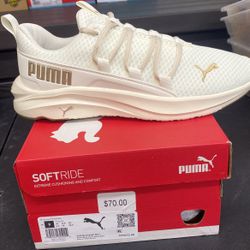 Women Puma Sneakers 