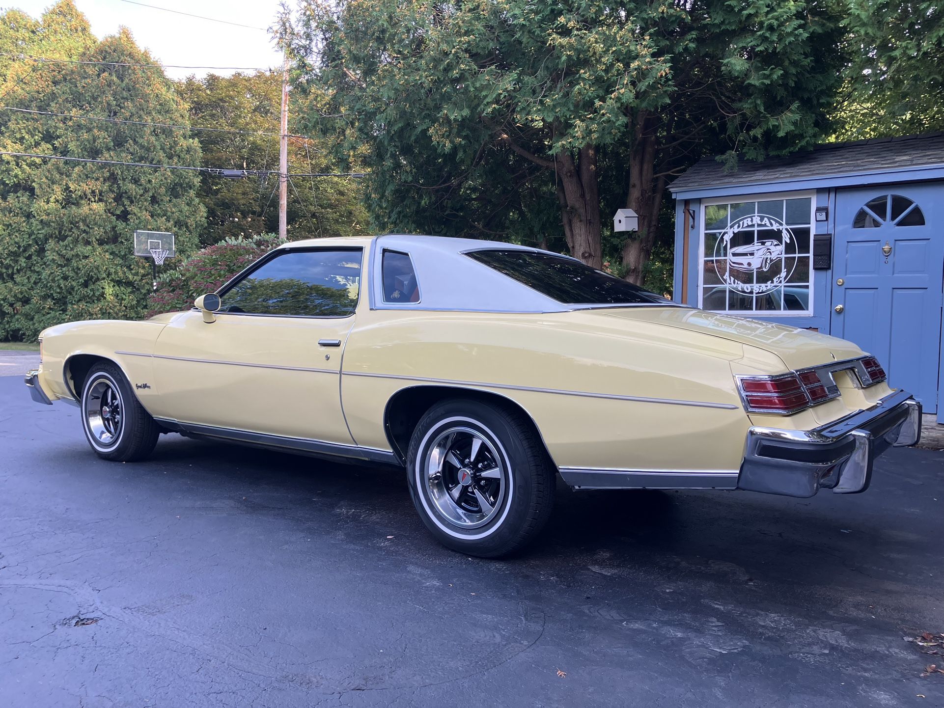 1976 Pontiac Grand Lemans