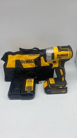 DeWalt 20V Max Brushless Impact Driver Set