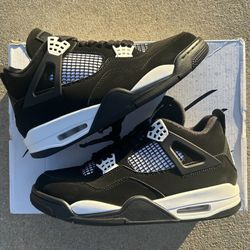 Jordan 4 Retro White Thunder 