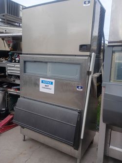 Ice Machine 1800 lbs