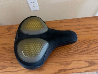 “Bell” AirGel Comfort Wide Bicycle Seat