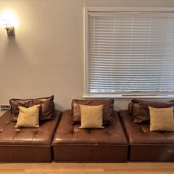 3 Piece Leather Couch With Matching Pillows 