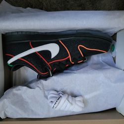 Nike Sb Dunk Low  Bronx Worn Once  Size 10.5 M  $120