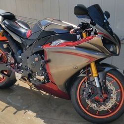 2009 Yamaha R1