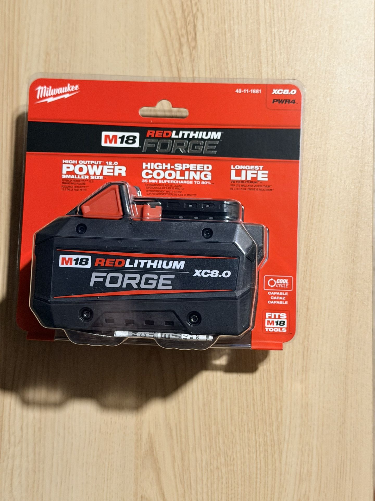 Milwaukee m18 battery red lithium forge xc8.0