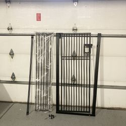 New 29-45” gate (55” height )- missing door lock