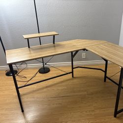 Wooden desk 