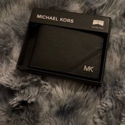 Mk Men Wallet 