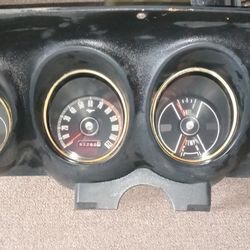 1969 Mustang Cluster Vintage