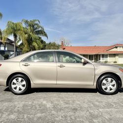 2009 Toyota Camry Le 