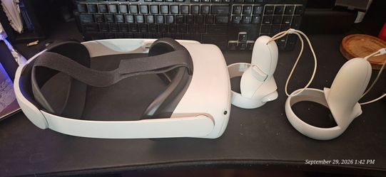 Meta Quest 2 VR Headset with Controllers and Elite Headstrap $200/OBO