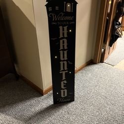 Haunted house Halloween Decoration/ Lighted
