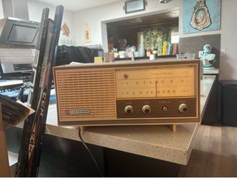 Vintage Panasonic Radio