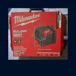 Milwaukee M12 Green Cross Line & 4 Points Laser Kit 3624-21