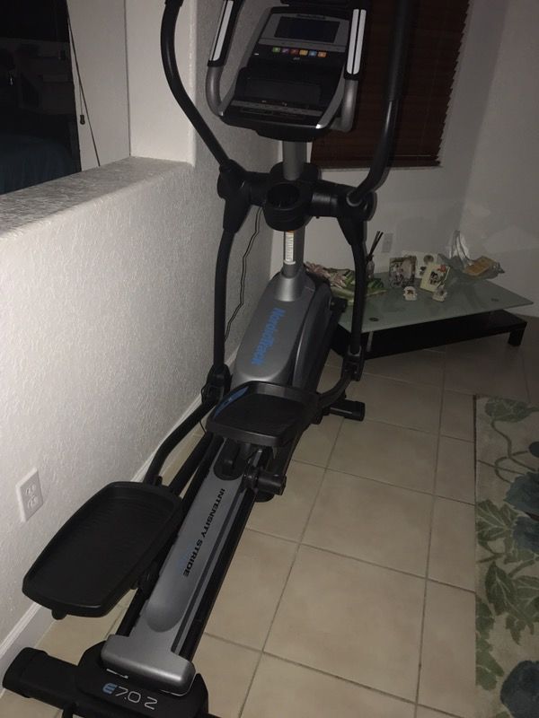 MINT CONDITION Nordictrack Elliptical