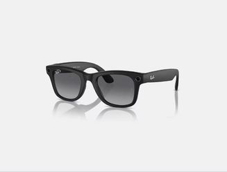 Ray-ban Wayfarer Gen2 like new