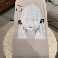 BABYBJORN Bouncer seat