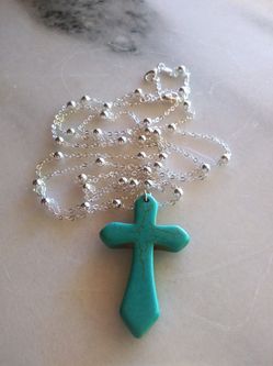 Pretty faux turquoise necklace