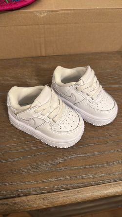 White Nike infant Air Force’s