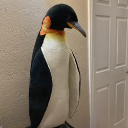 Handmade Big Lovely Penguin Toy Lifelike Cute Penguin Doll (about 32-33 Inch Tall )  $$$100 obo  (Original price around $260 