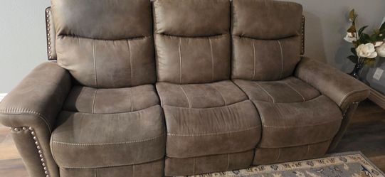 Recliner couch