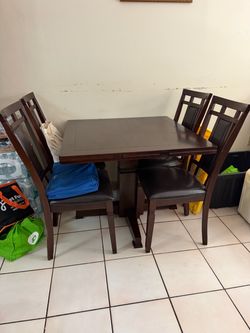 Dark Espresso Extendable Dining Table – Pedestal Base