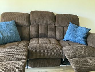 Sofa 3 seats 2 recliner Brand new