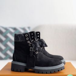 LV Shoes 