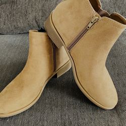 botines nuevos número # 11 DE MUJER