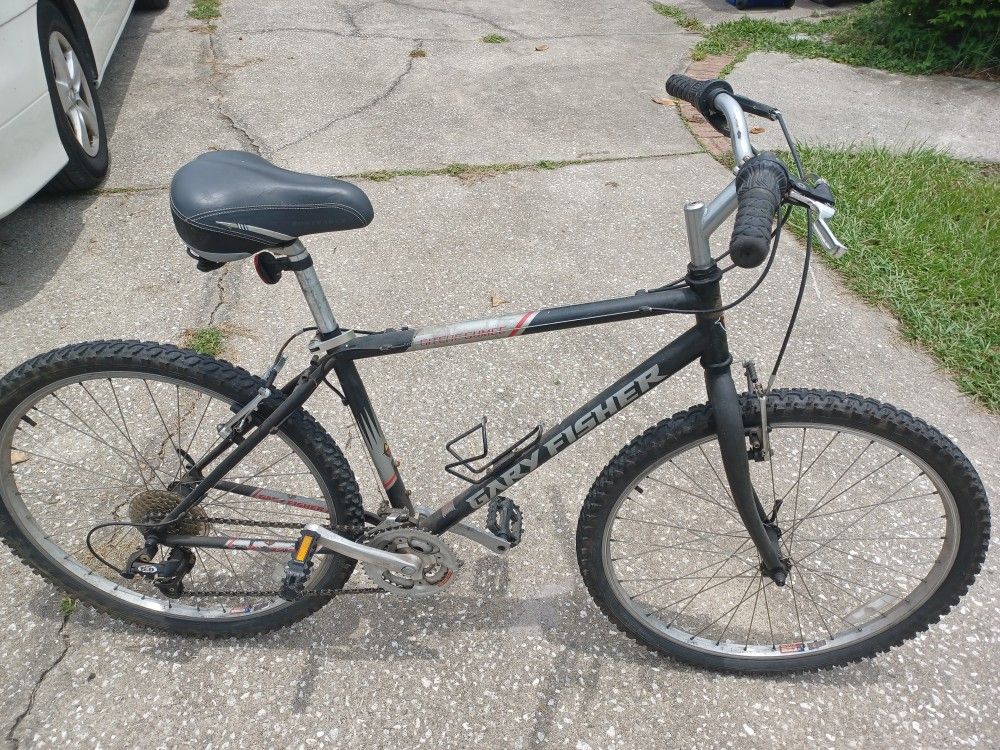 Trek Gary Fisher Gitche Gumee 24 Speed Bike Bicycle Medium Frame 26" Tires - $60 FIRM