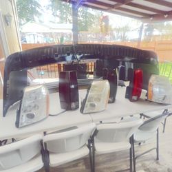 Bumper with back tail lights from Cadillac  Scalade 2008