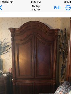 Armoire for TV